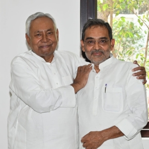 , 2015में बिहार विधानसभा चुनाव में 40सीटों पर लड़ी 2सीट जीती बंपर वोट हासिल किया